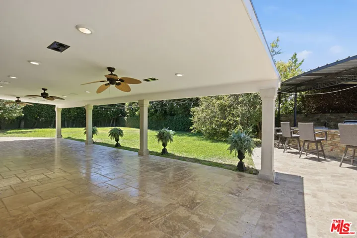 8739 Mclennan Avenue, Los Angeles, California 91343