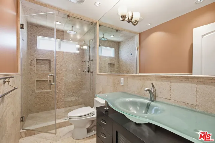 8739 Mclennan Avenue, Los Angeles, California 91343