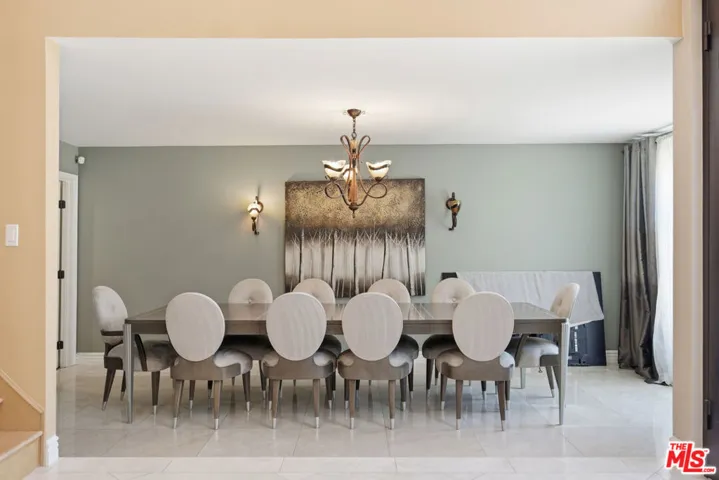 8739 Mclennan Avenue, Los Angeles, California 91343