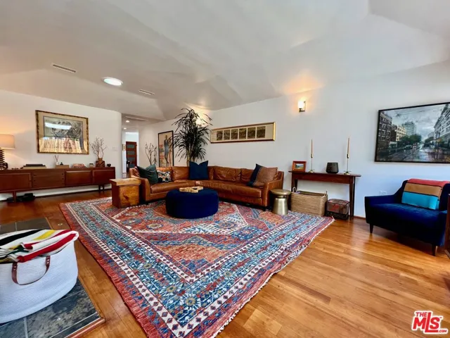 10327 Lorenzo Drive, Los Angeles, California 90064