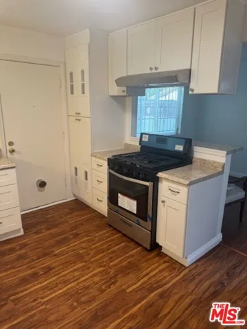 1136 W 109th Place, Los Angeles, California 90044