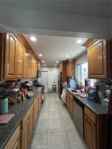 1737 W Beacon, Anaheim, California 92804