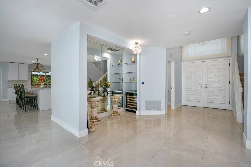gallery-image 4