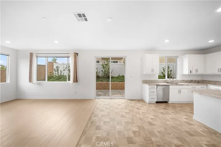 542 Colorado Drive, Rialto, California 92377
