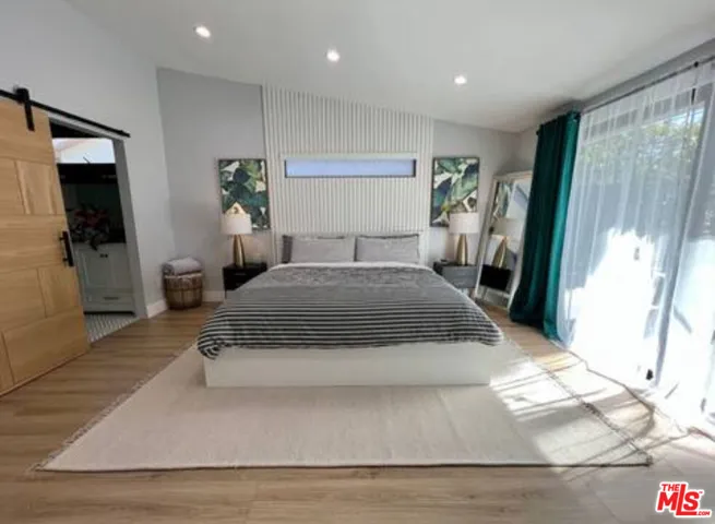4821 Heaven Avenue, Los Angeles, California 91364