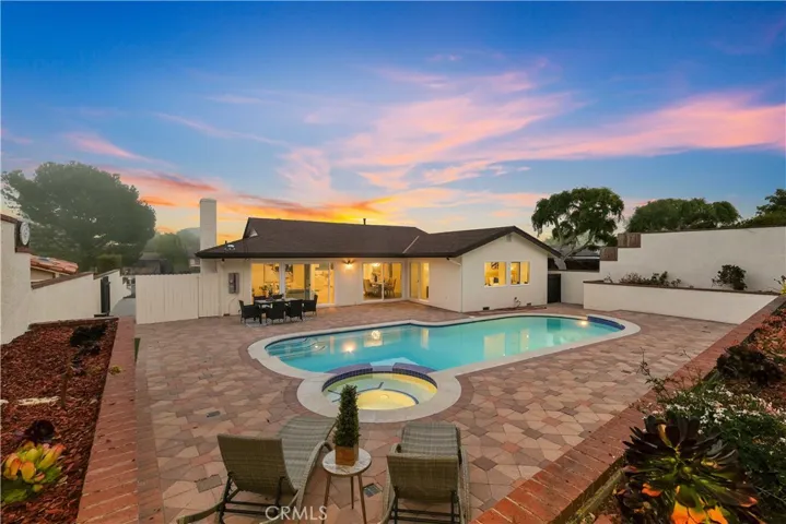 27135 Shorewood Road, Rancho Palos Verdes, California 90275