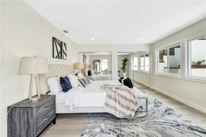 27135 Shorewood Road, Rancho Palos Verdes, California 90275