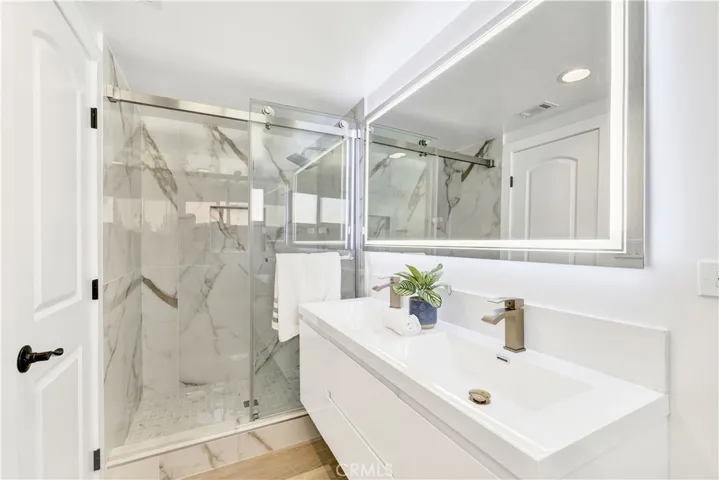 27135 Shorewood Road, Rancho Palos Verdes, California 90275