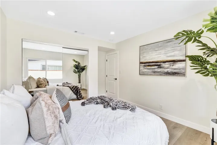 27135 Shorewood Road, Rancho Palos Verdes, California 90275