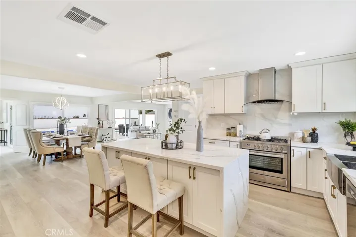 27135 Shorewood Road, Rancho Palos Verdes, California 90275