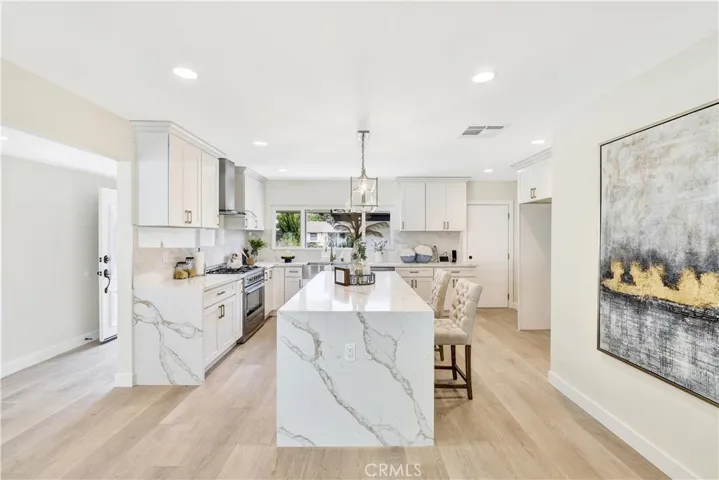 27135 Shorewood Road, Rancho Palos Verdes, California 90275