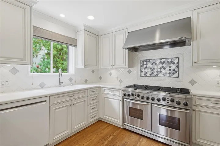 1536 Bradbury Road, San Marino, California 91108