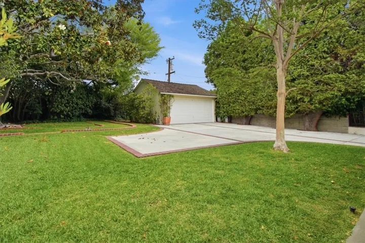 1536 Bradbury Road, San Marino, California 91108