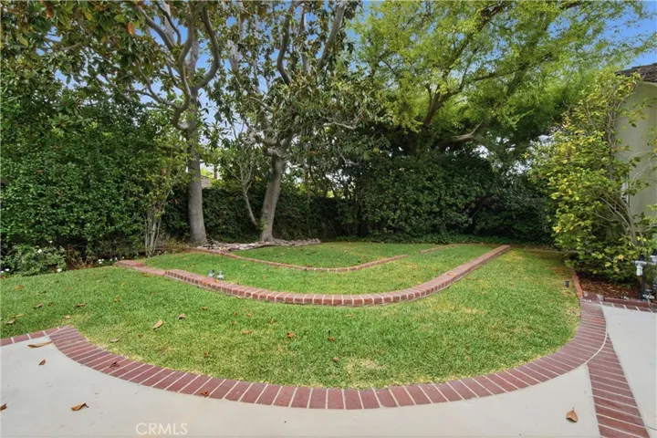 1536 Bradbury Road, San Marino, California 91108