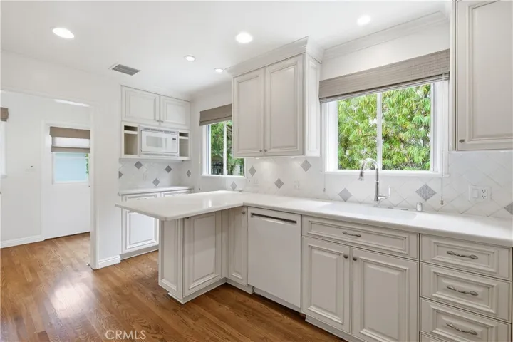 1536 Bradbury Road, San Marino, California 91108