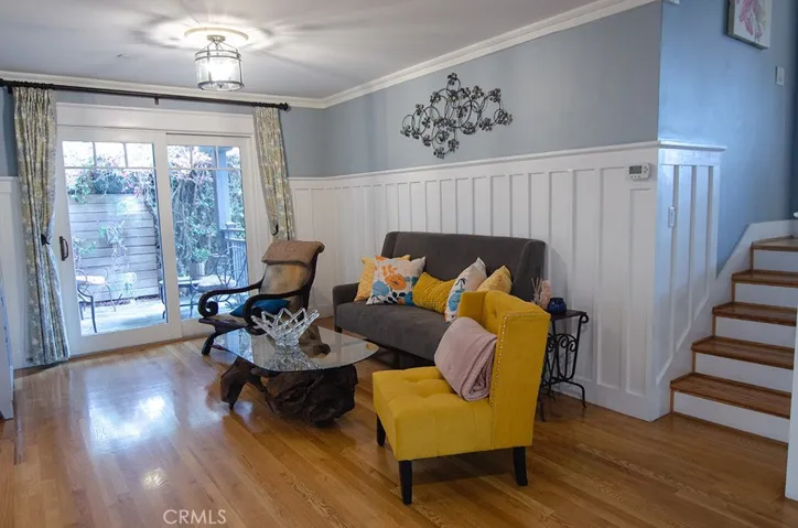 3830 Markridge Road, Glendale, California 91214