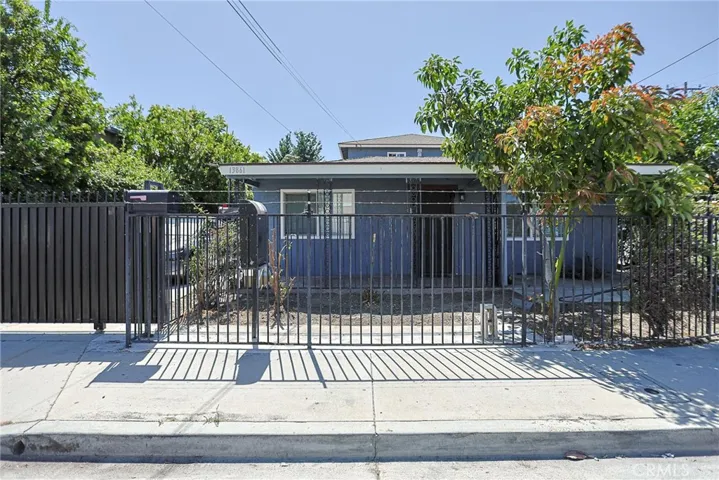 13861 Pine St., Westminster, California 92683