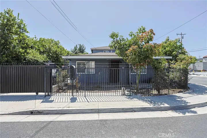 13861 Pine St., Westminster, California 92683