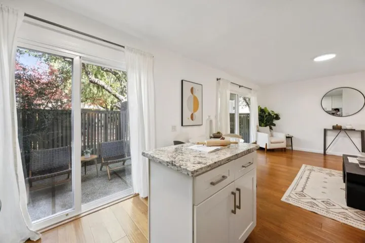 255 S Rengstorff Avenue 161, Mountain View, California 94040