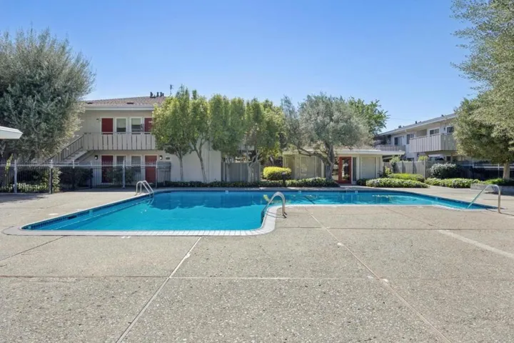 255 S Rengstorff Avenue 161, Mountain View, California 94040