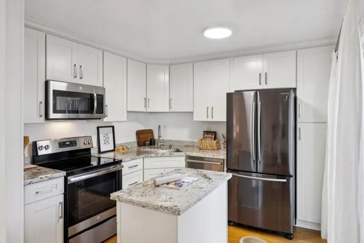 255 S Rengstorff Avenue 161, Mountain View, California 94040