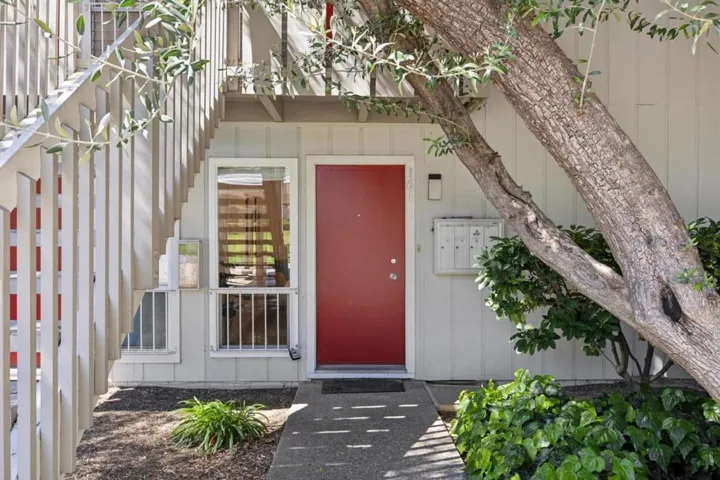 255 S Rengstorff Avenue 161, Mountain View, California 94040