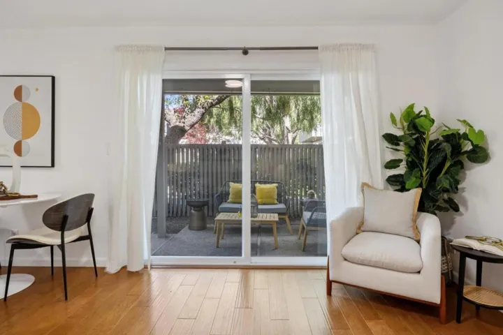 255 S Rengstorff Avenue 161, Mountain View, California 94040