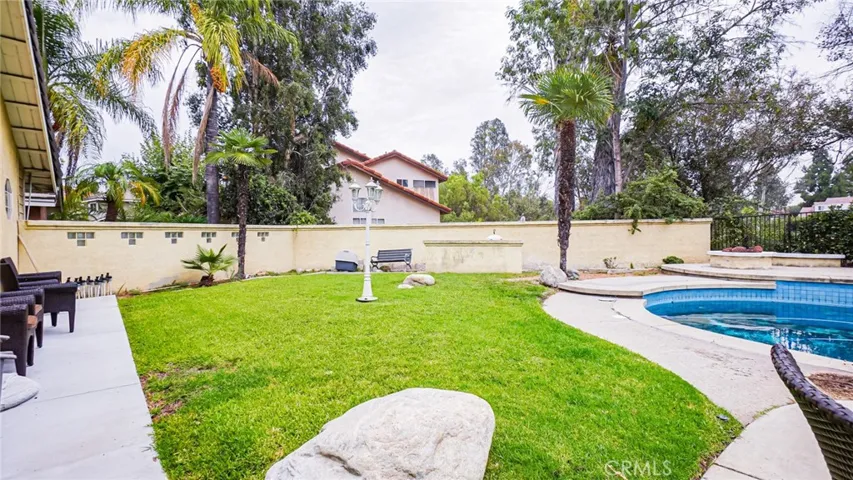 Side yard