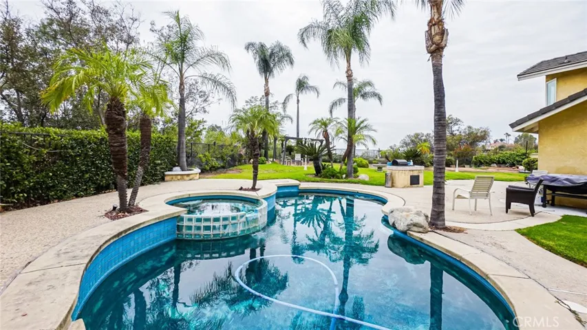 Pool and spa on large lot with sunset views every evening.