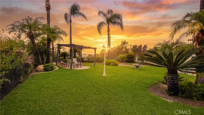 20 Monte Diablo, Pomona, California 91766