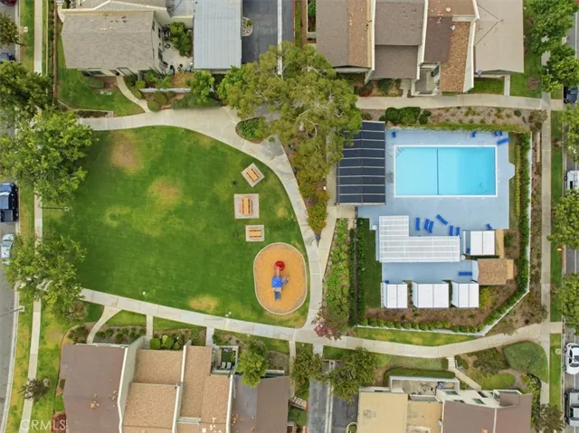 1304 Camelot, Corona, California 92882