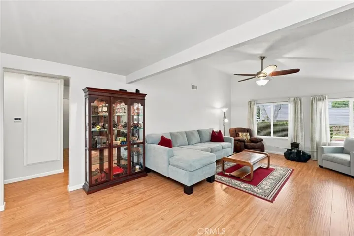 1304 Camelot, Corona, California 92882