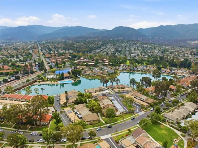 1304 Camelot, Corona, California 92882