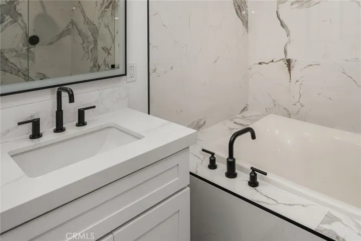 402 Rockefeller 315, Irvine, California 92612