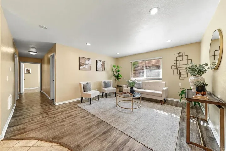 9860 Dale Avenue D2, Spring Valley, California 91977