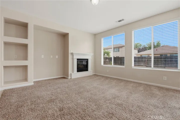 3042 W Delta, Visalia, California 93291