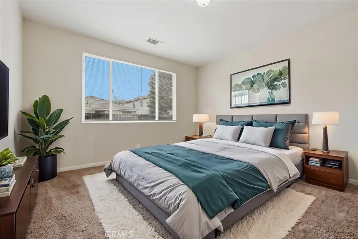 3042 W Delta, Visalia, California 93291