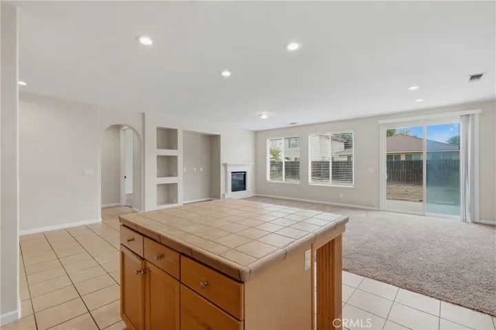 3042 W Delta, Visalia, California 93291