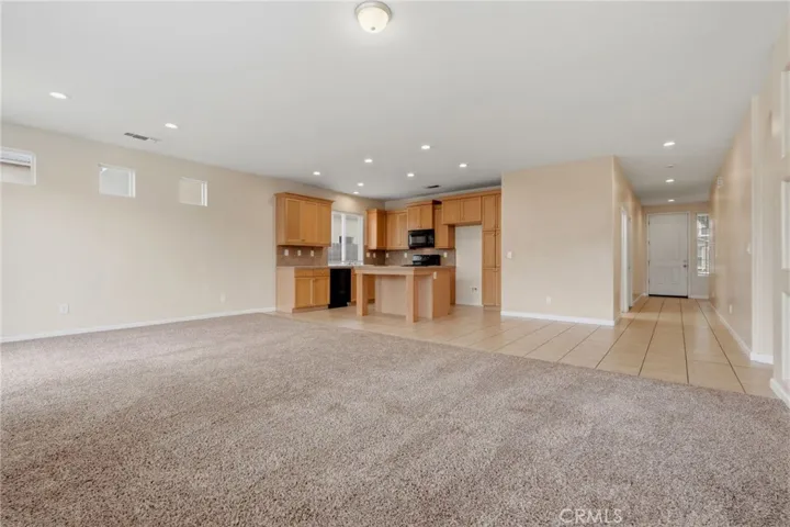 3042 W Delta, Visalia, California 93291