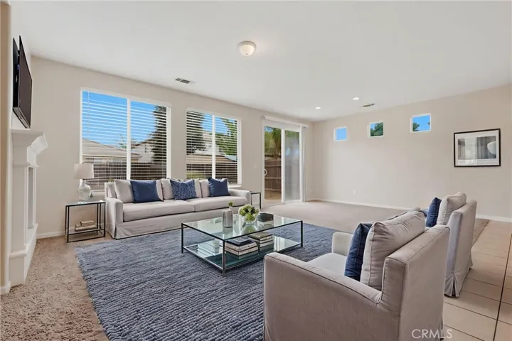 3042 W Delta, Visalia, California 93291