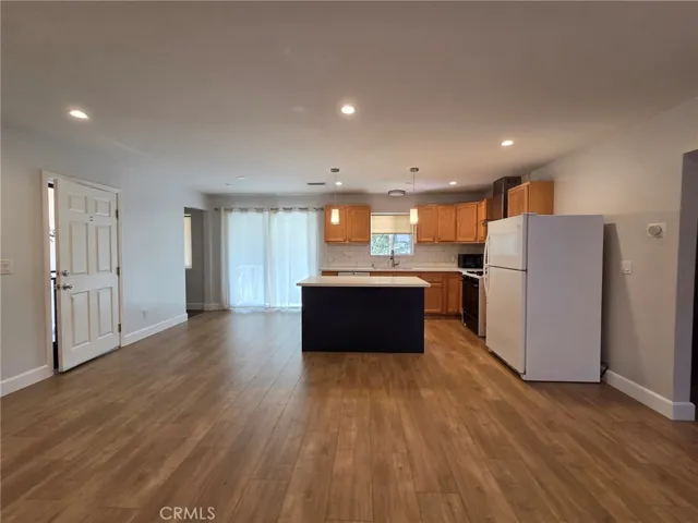18152 Rayen Street, Los Angeles, California 91325