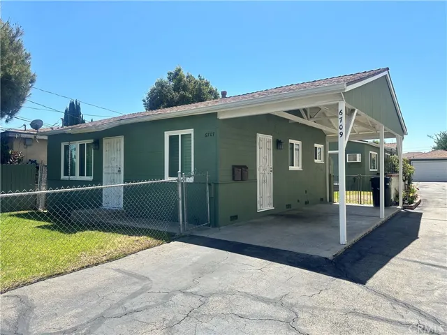 6707 Cleon Avenue, North Hollywood, California 91606