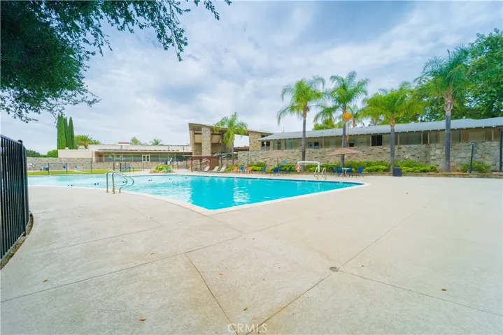 19722 Avenue Of The Oaks, Newhall, California 91321
