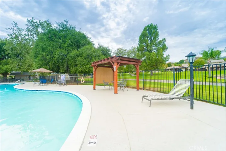 19722 Avenue Of The Oaks, Newhall, California 91321