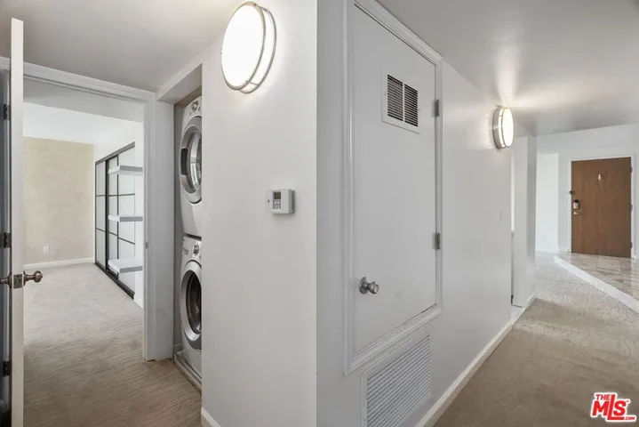 1230 Horn Avenue 200, West Hollywood, California 90069