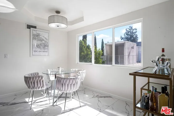 1230 Horn Avenue 200, West Hollywood, California 90069