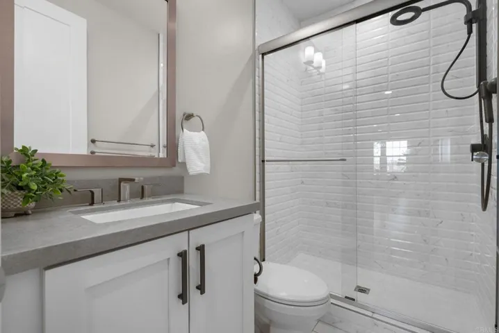 1832 Aliso Canyon Dr, Lake Forest, California 92610