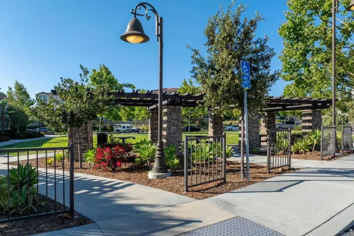 1832 Aliso Canyon Dr, Lake Forest, California 92610