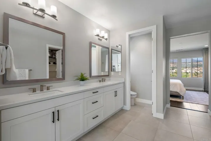 1832 Aliso Canyon Dr, Lake Forest, California 92610