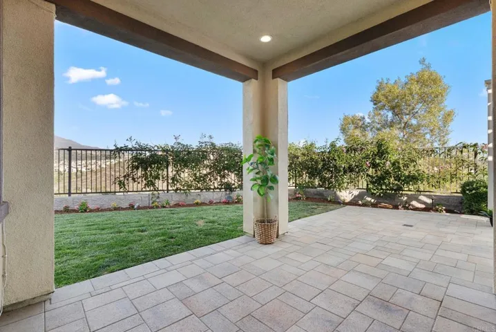 1832 Aliso Canyon Dr, Lake Forest, California 92610